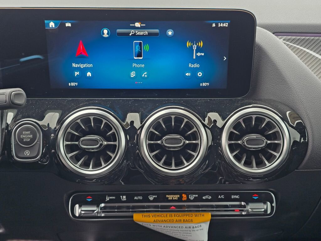 New 2026 Mercedes-Benz GLA 35 AMG 4MATIC image 15