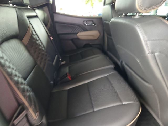 Used 2025 GMC Canyon Denali image 28