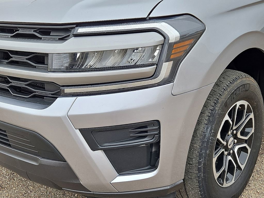 Used 2024 Ford Expedition Max XLT AWD/4WD image 9