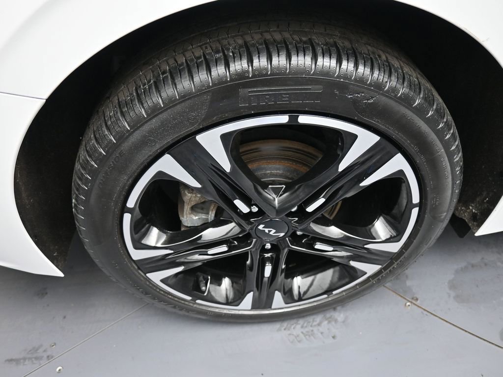 Used 2023 Kia K5 GT-Line w/ GT-Line Premium Package image 12
