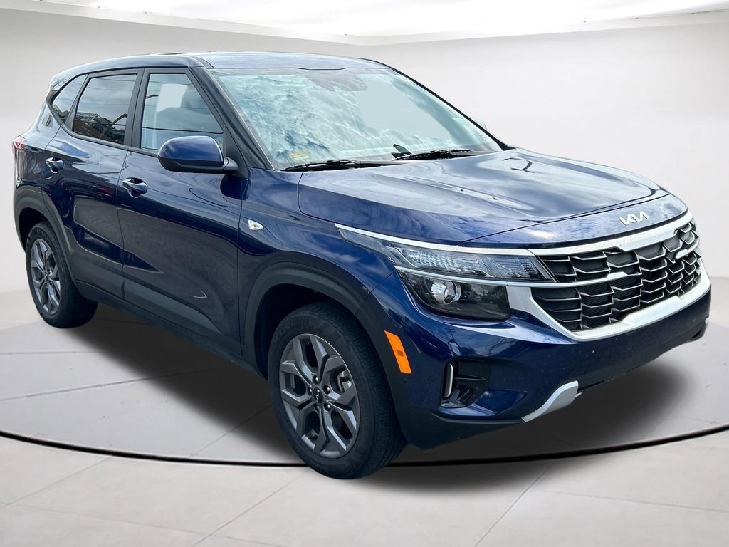 Certified 2025 Kia Seltos LX
