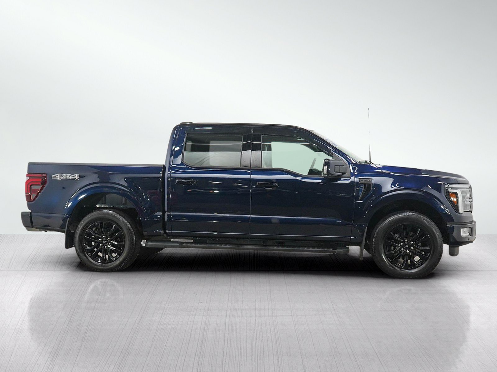 Used 2024 Ford F150 Lariat w/ Bed Utility Package AWD/4WD image 6