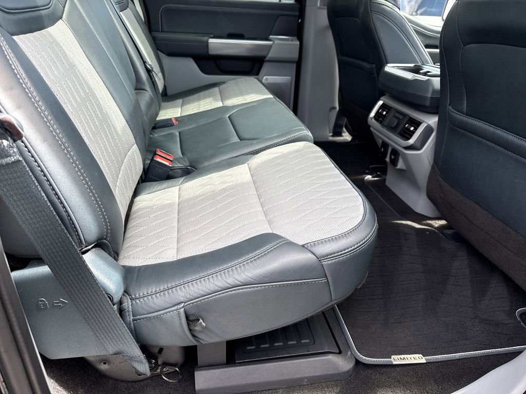 Used 2022 Ford F150 Limited image 15