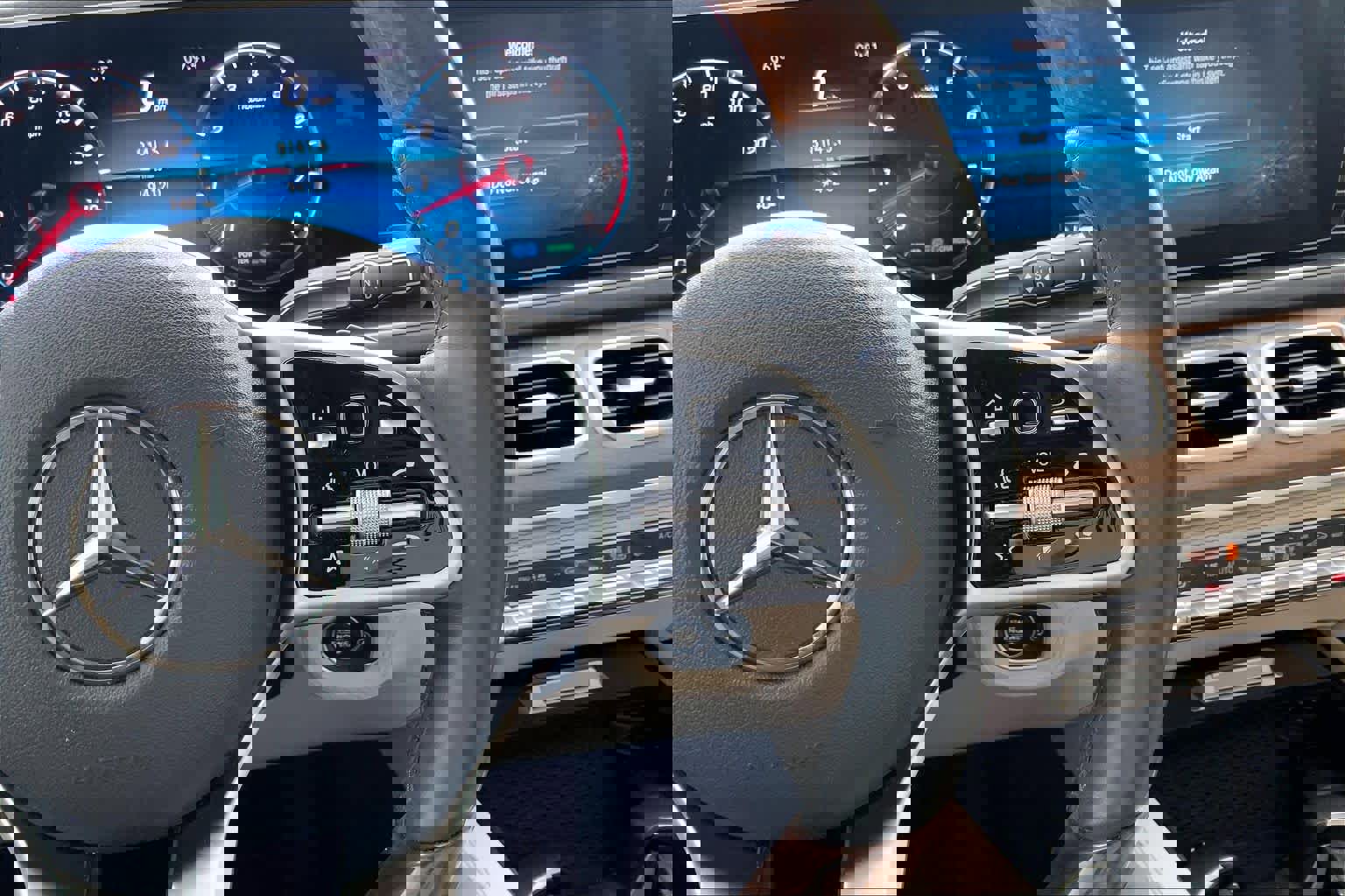 Used 2020 Mercedes-Benz GLE 580 4MATIC image 25