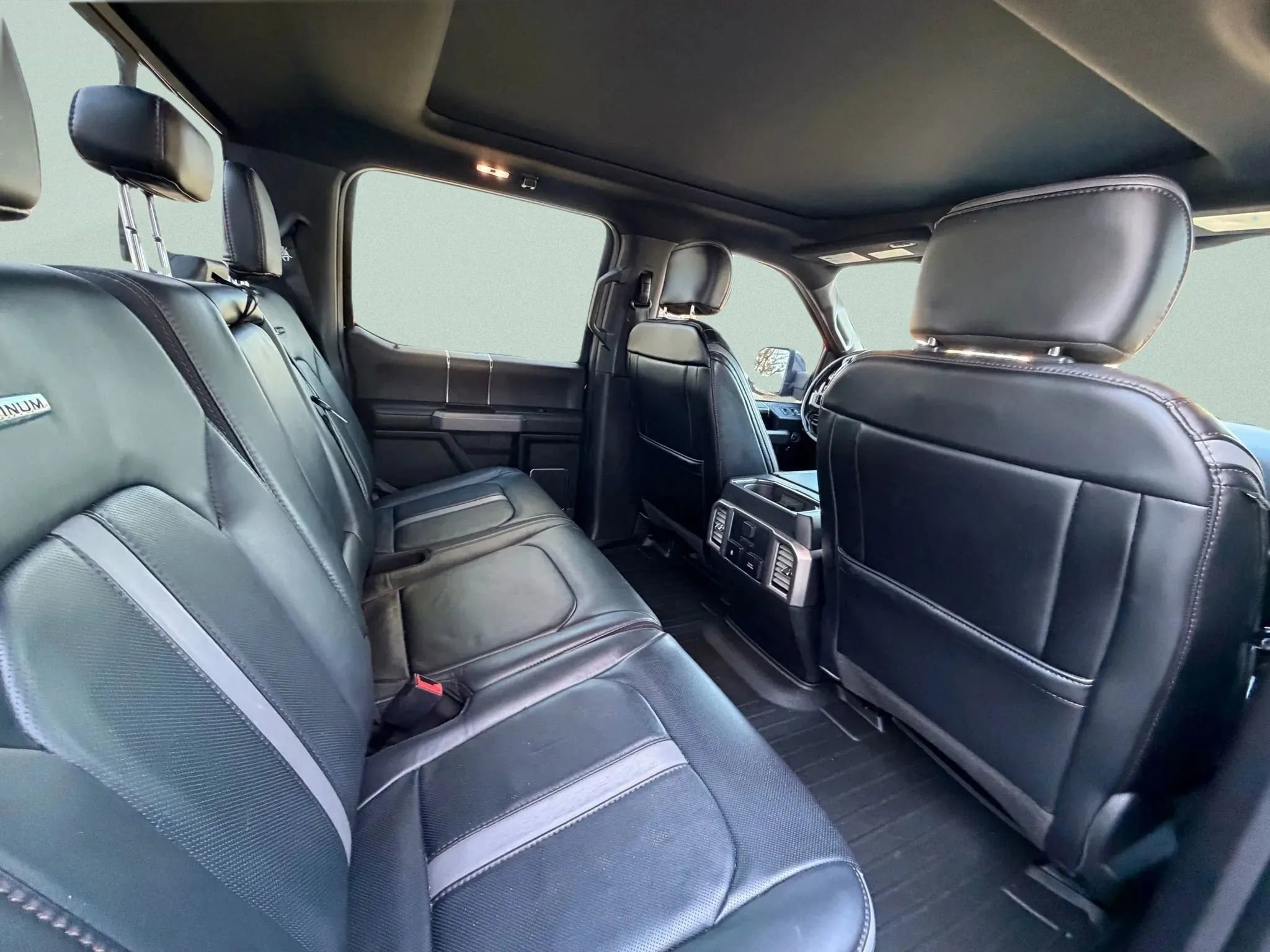 Used 2018 Ford F150 Platinum w/ Trailer Tow Package AWD/4WD image 15