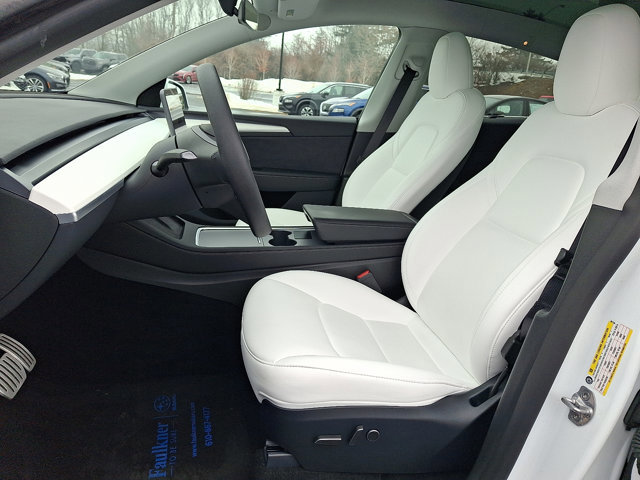 Used 2024 Tesla Model Y Performance image 15