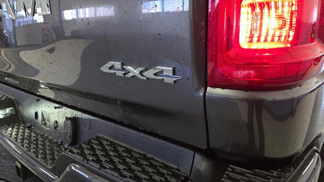New 2026 RAM 1500 4x4 Crew Cab image 41