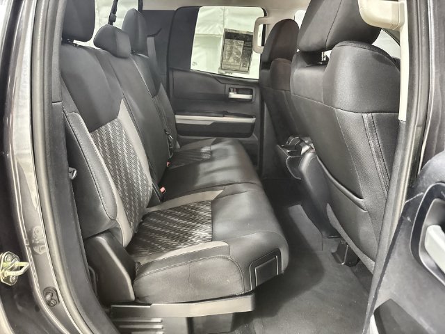 Used 2018 Toyota Tundra SR5 w/ SR5 Upgrade Package RWD image 26