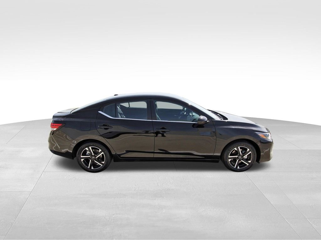 Used 2024 Nissan Sentra SV image 5