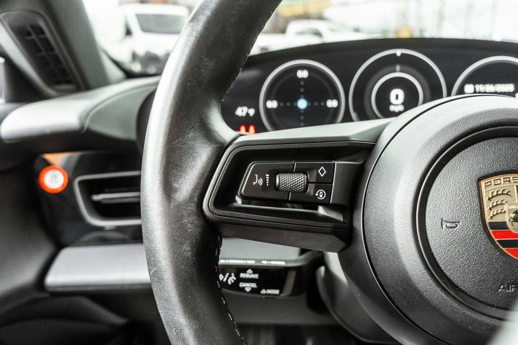 Used 2021 Porsche Taycan 4S image 26