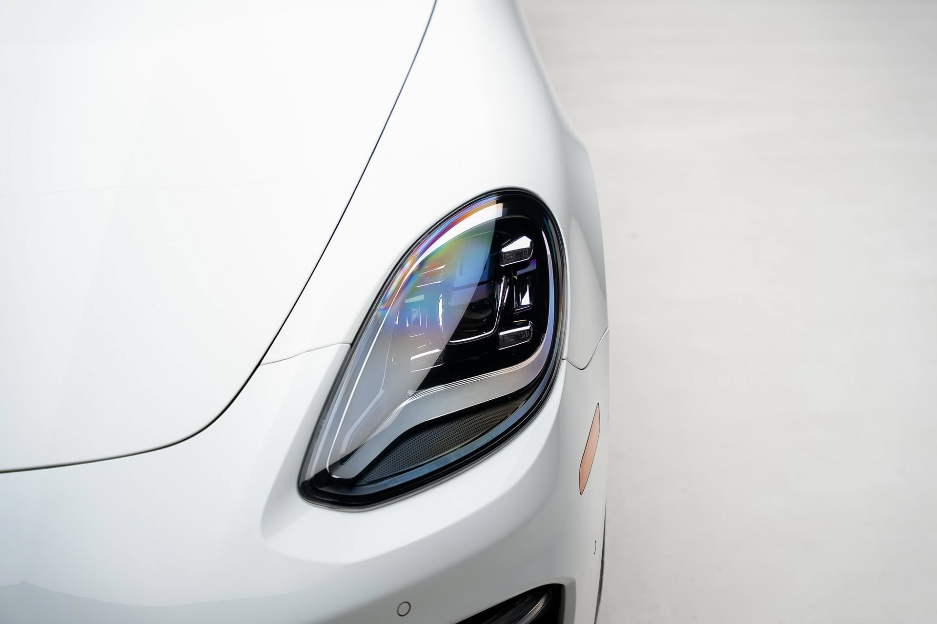 Used 2023 Porsche Panamera 4 AWD/4WD image 11