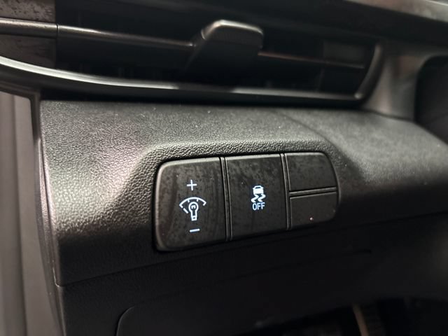 Used 2026 Hyundai Elantra Sport w/ Cargo Package FWD image 25