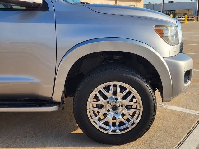 Used 2016 Toyota Sequoia Limited w/ Safety & Convenience Package RWD image 7