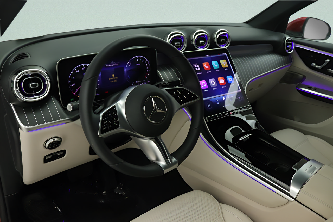 Certified 2025 Mercedes-Benz GLC 350e 4MATIC image 14