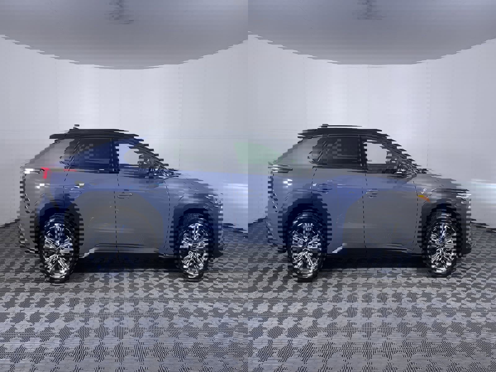 Used 2023 Subaru Solterra AWD image 10