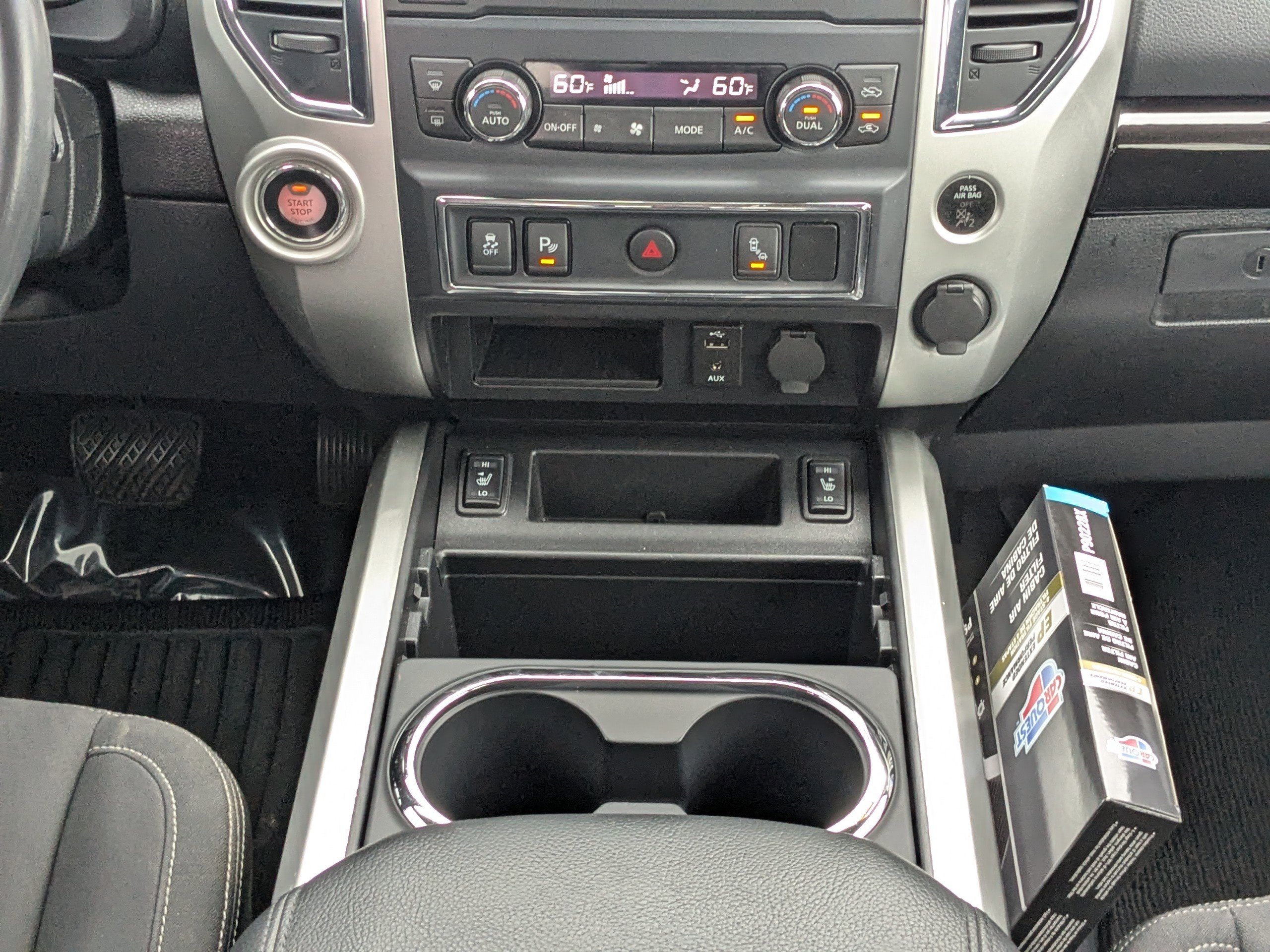 Used 2017 Nissan Titan SV RWD image 18