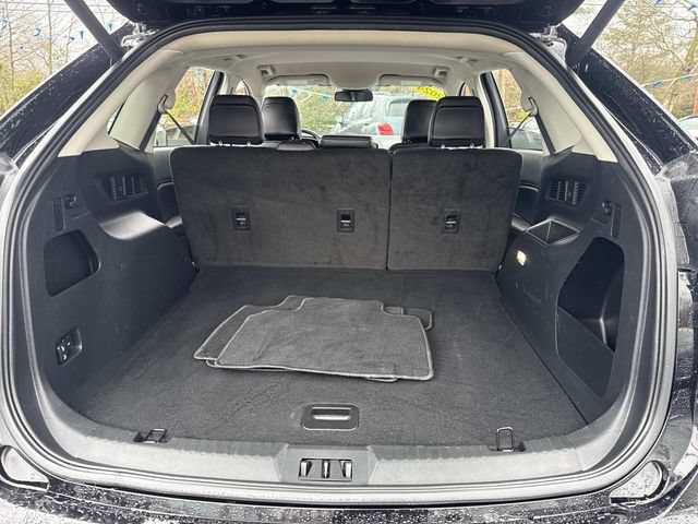 Used 2024 Ford Edge SEL w/ Convenience Package AWD/4WD image 9