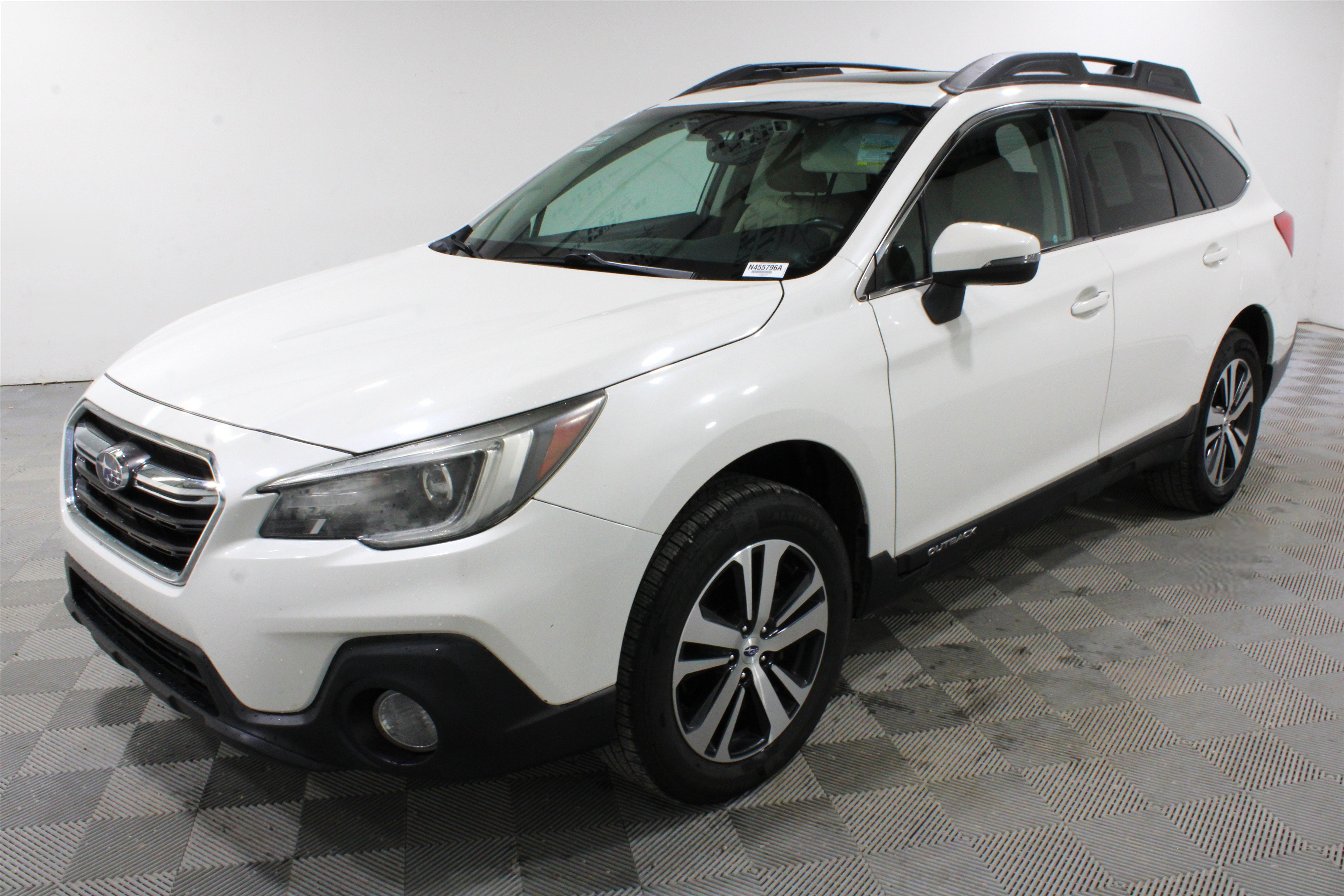 Used 2018 Subaru Outback 2.5i Limited AWD/4WD image 32