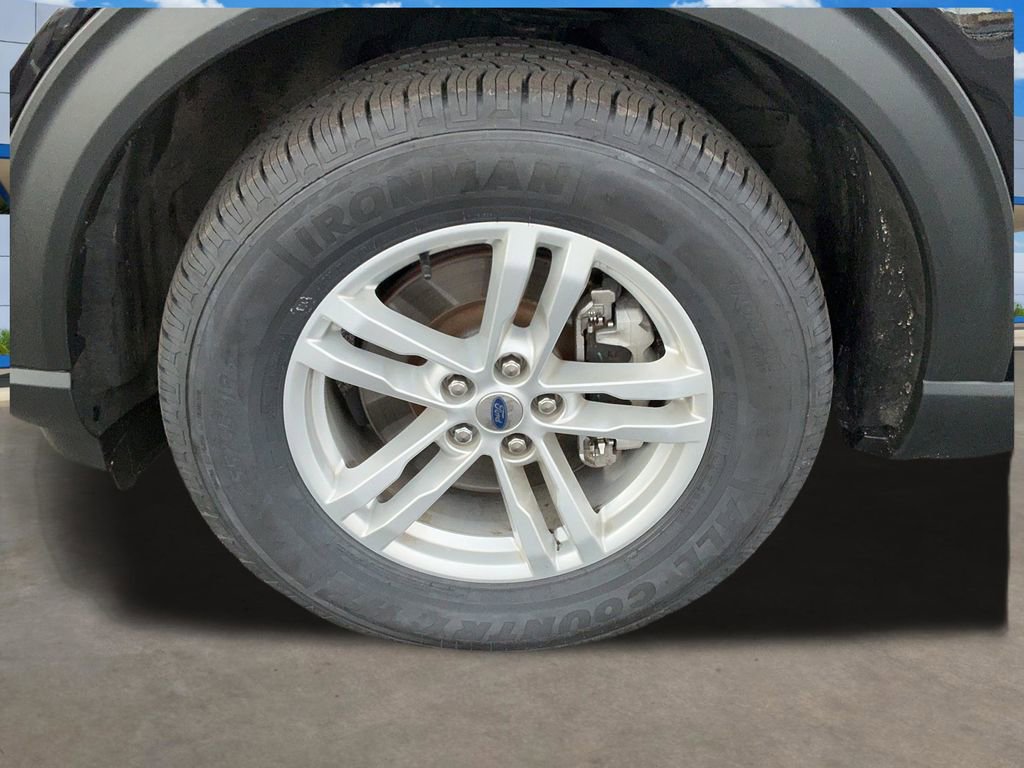 Used 2022 Ford Explorer XLT w/ Equipment Group 202A image 1