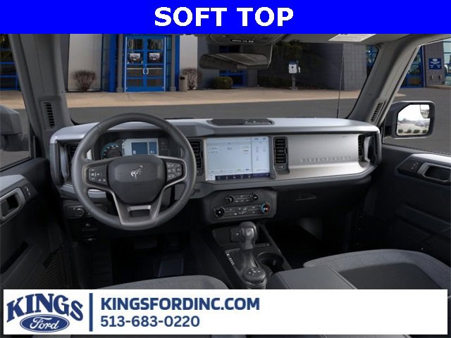 New 2025 Ford Bronco Base image 9