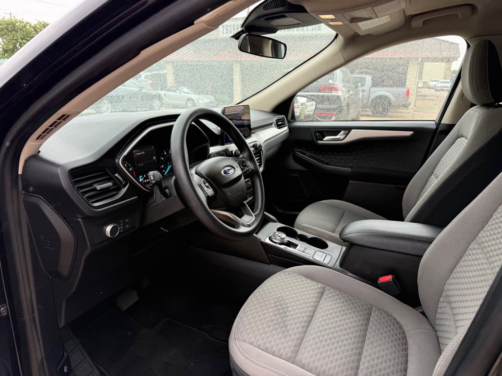 Used 2020 Ford Escape SE FWD image 11