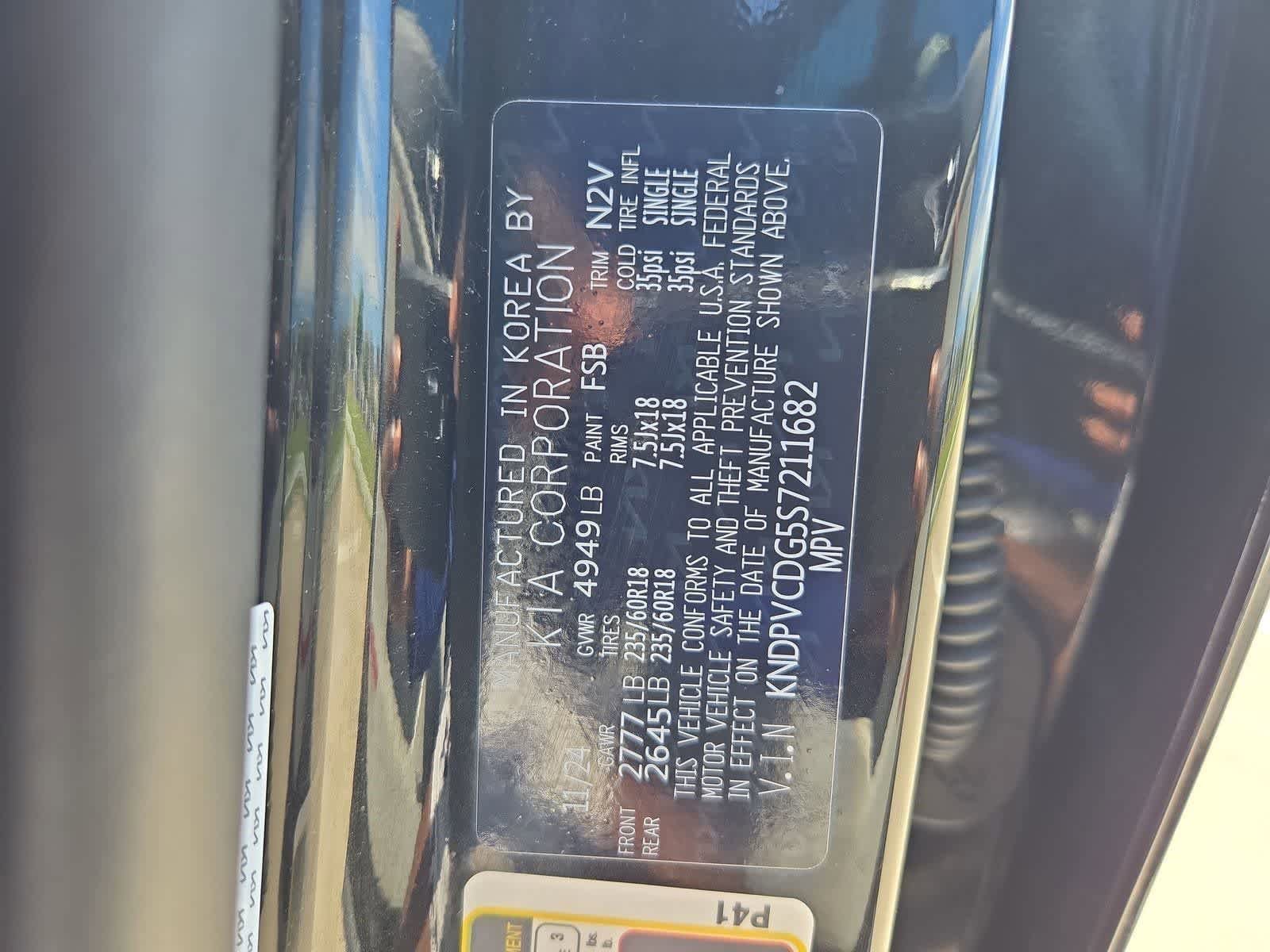 Certified 2025 Kia Sportage EX AWD/4WD image 34