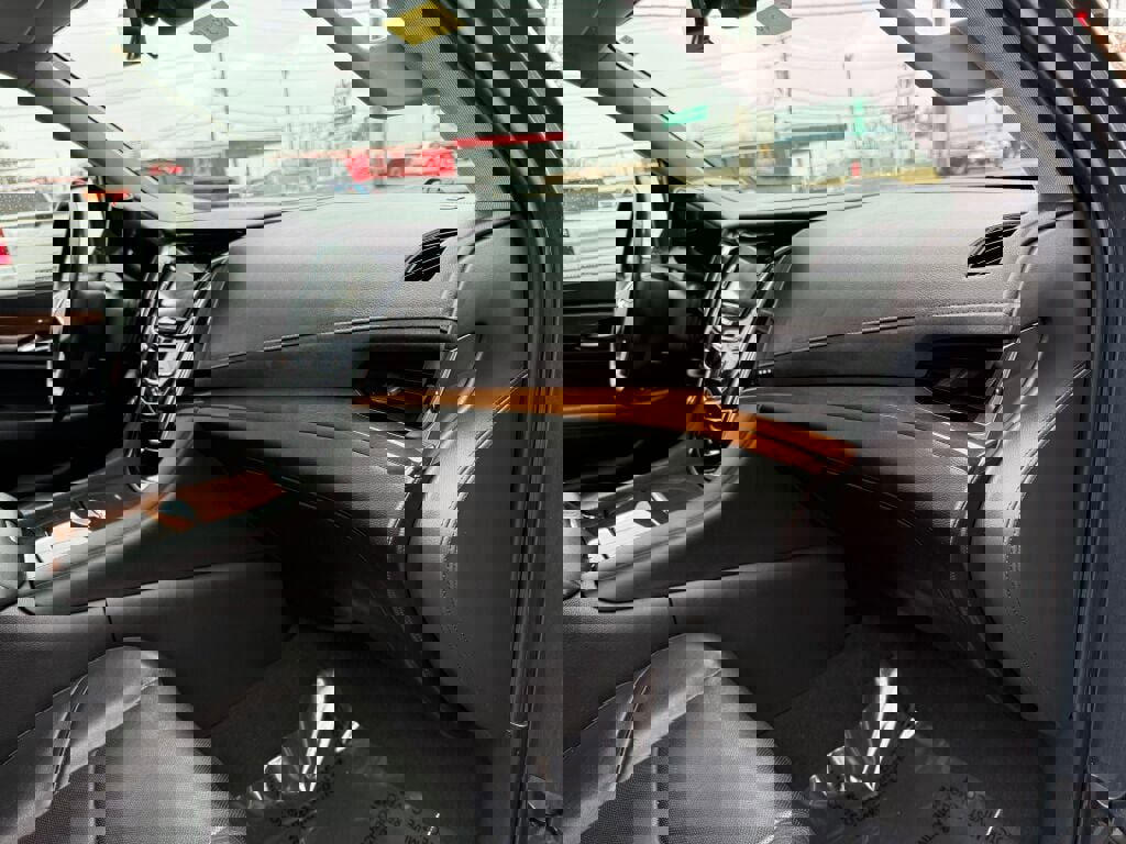 Used 2020 Cadillac Escalade Luxury image 33