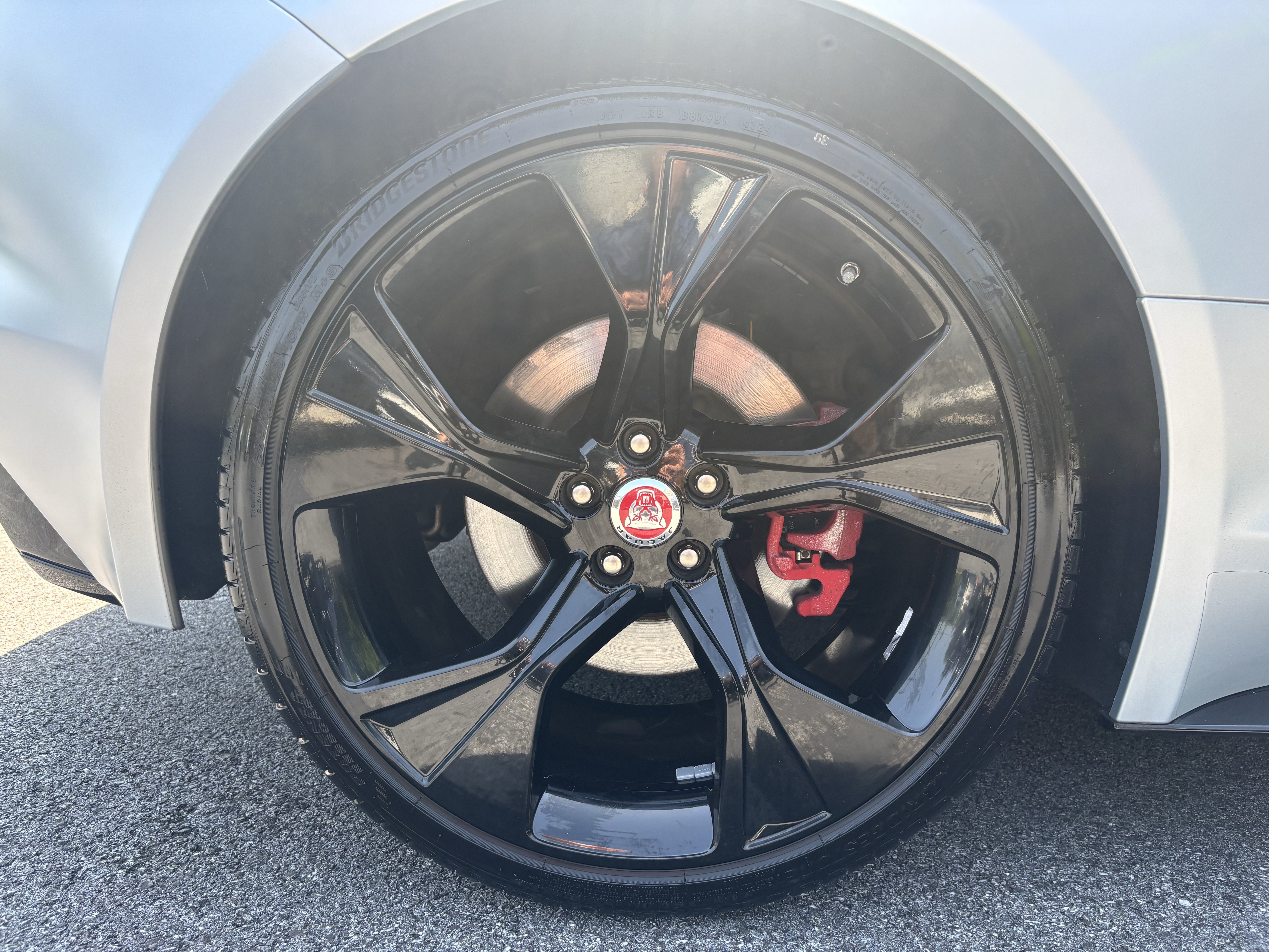 Used 2021 Jaguar F-TYPE R-Dynamic AWD/4WD image 11