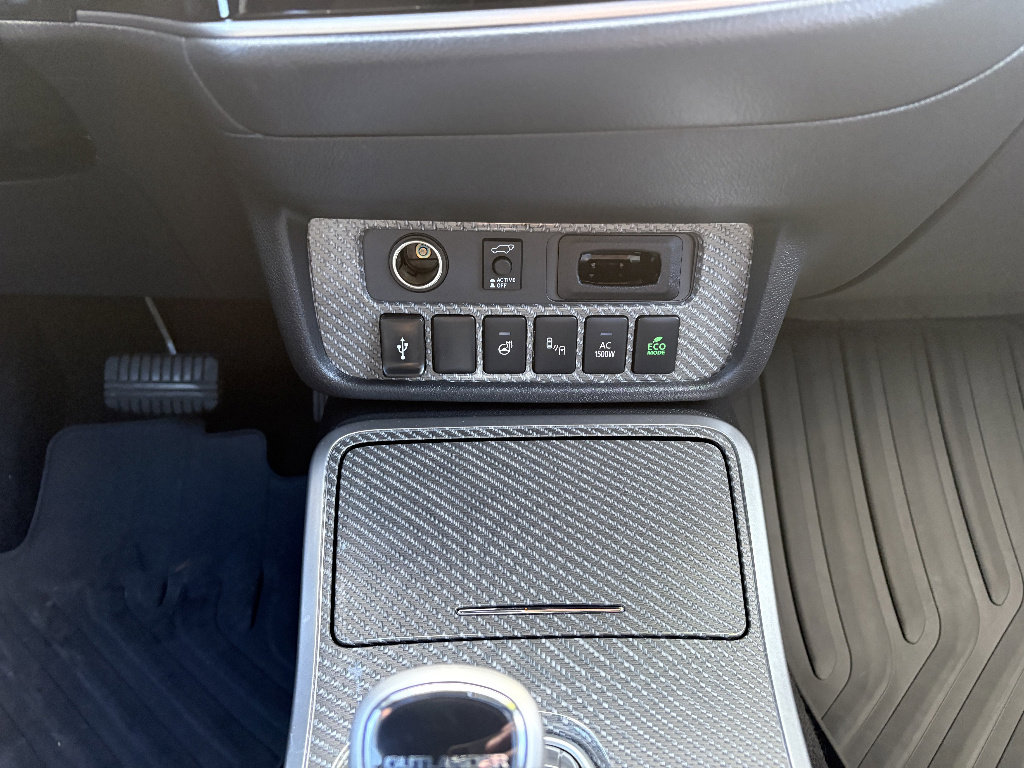 Used 2020 Mitsubishi Outlander GT image 26