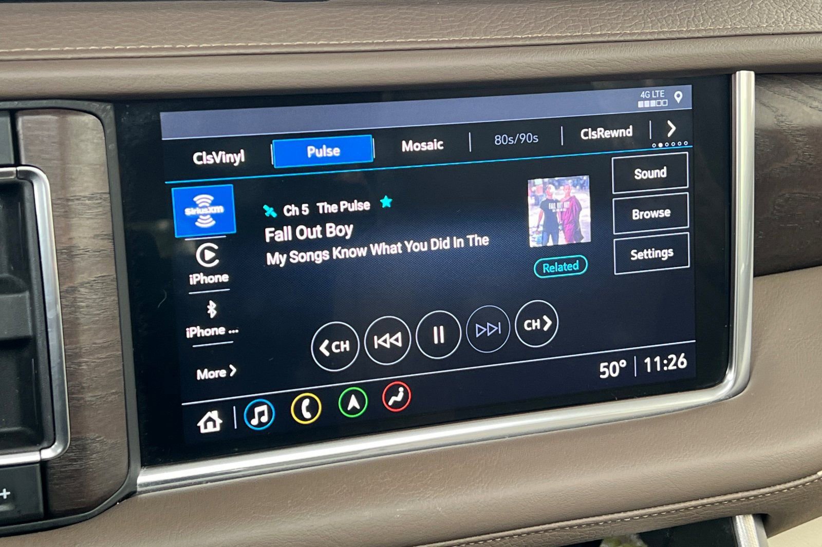 Used 2021 GMC Yukon Denali w/ Denali Premium Package image 19