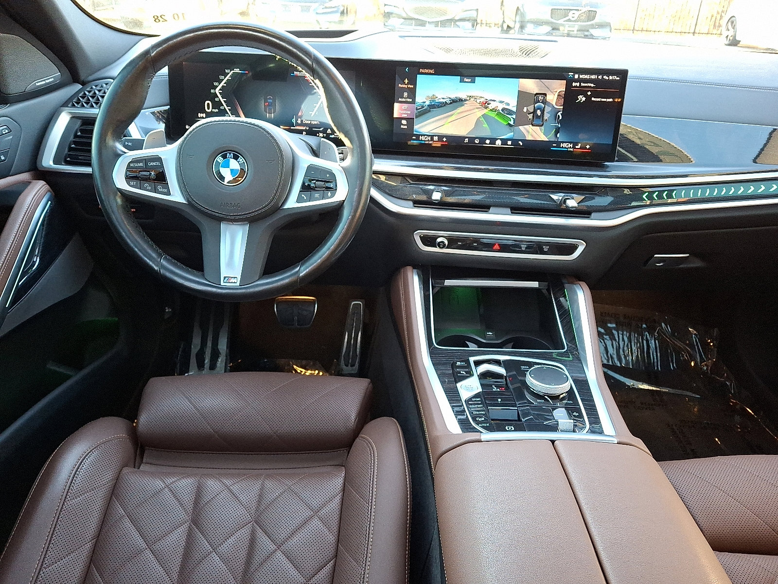 Used 2024 BMW X6 xDrive40i w/ Premium Package image 15