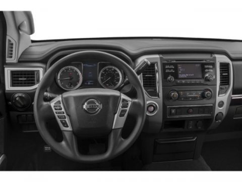 Used 2018 Nissan Titan SV w/ SV Convenience Package image 11
