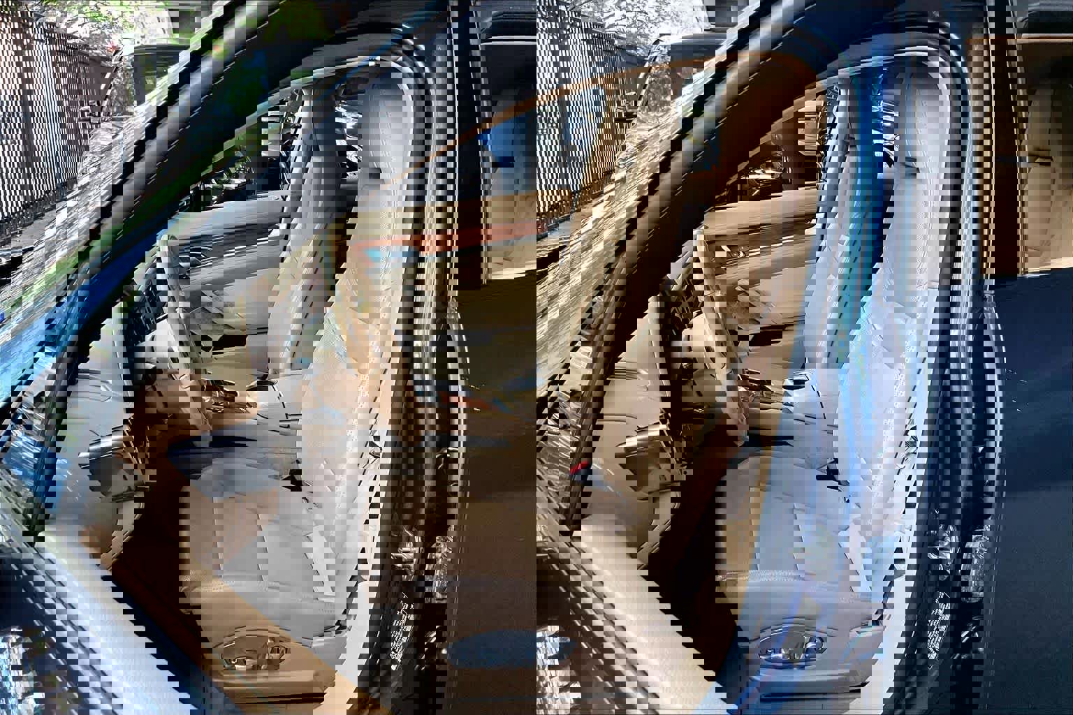 Used 2014 Porsche Panamera image 7