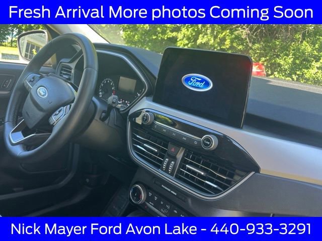 Used 2022 Ford Escape SE w/ Convenience Package FWD image 11