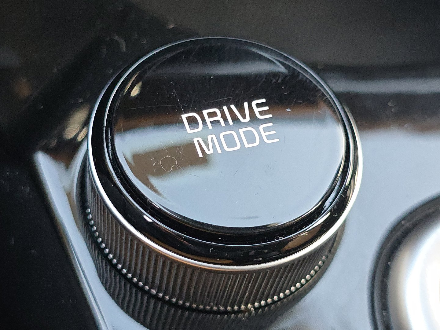 Used 2024 Kia Seltos EX image 32