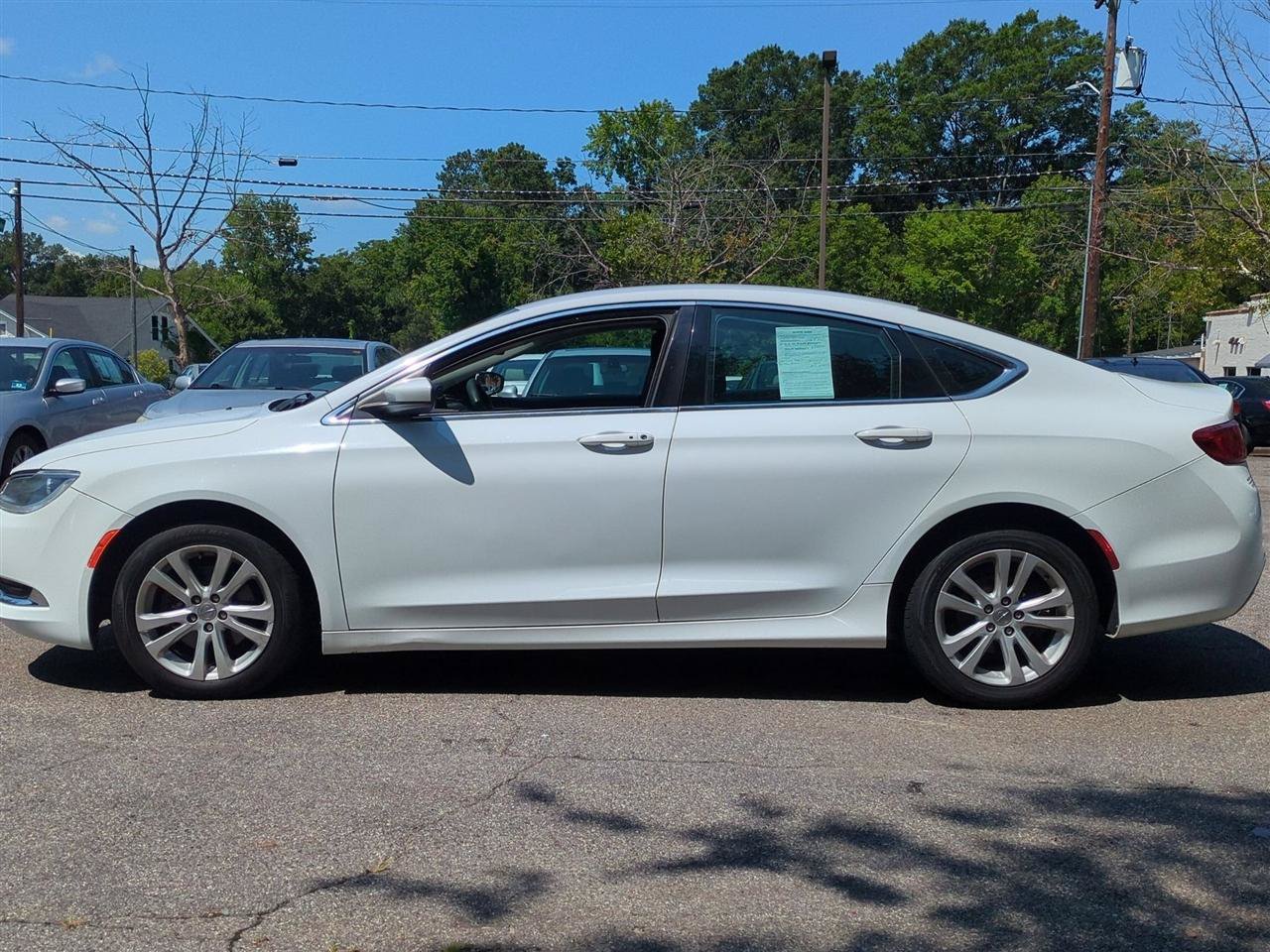 Used 2015 Chrysler 200 Limited FWD image 5