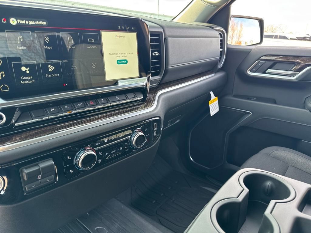 New 2026 GMC Sierra 1500 SLE image 19