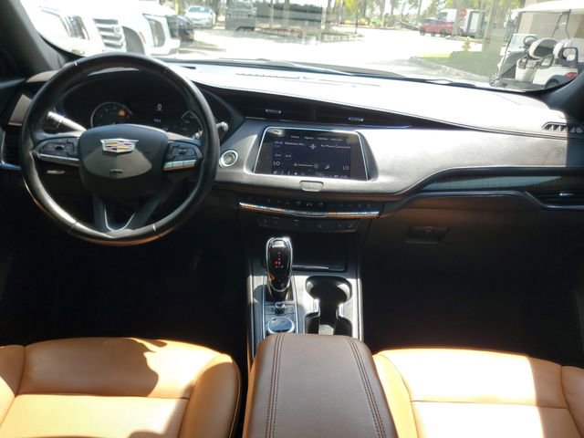 Certified 2023 Cadillac XT4 Premium Luxury FWD image 13