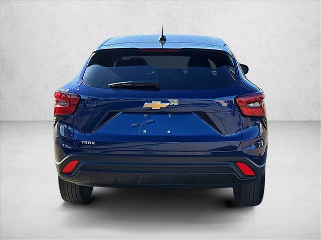 Used 2024 Chevrolet Trax LS image 7