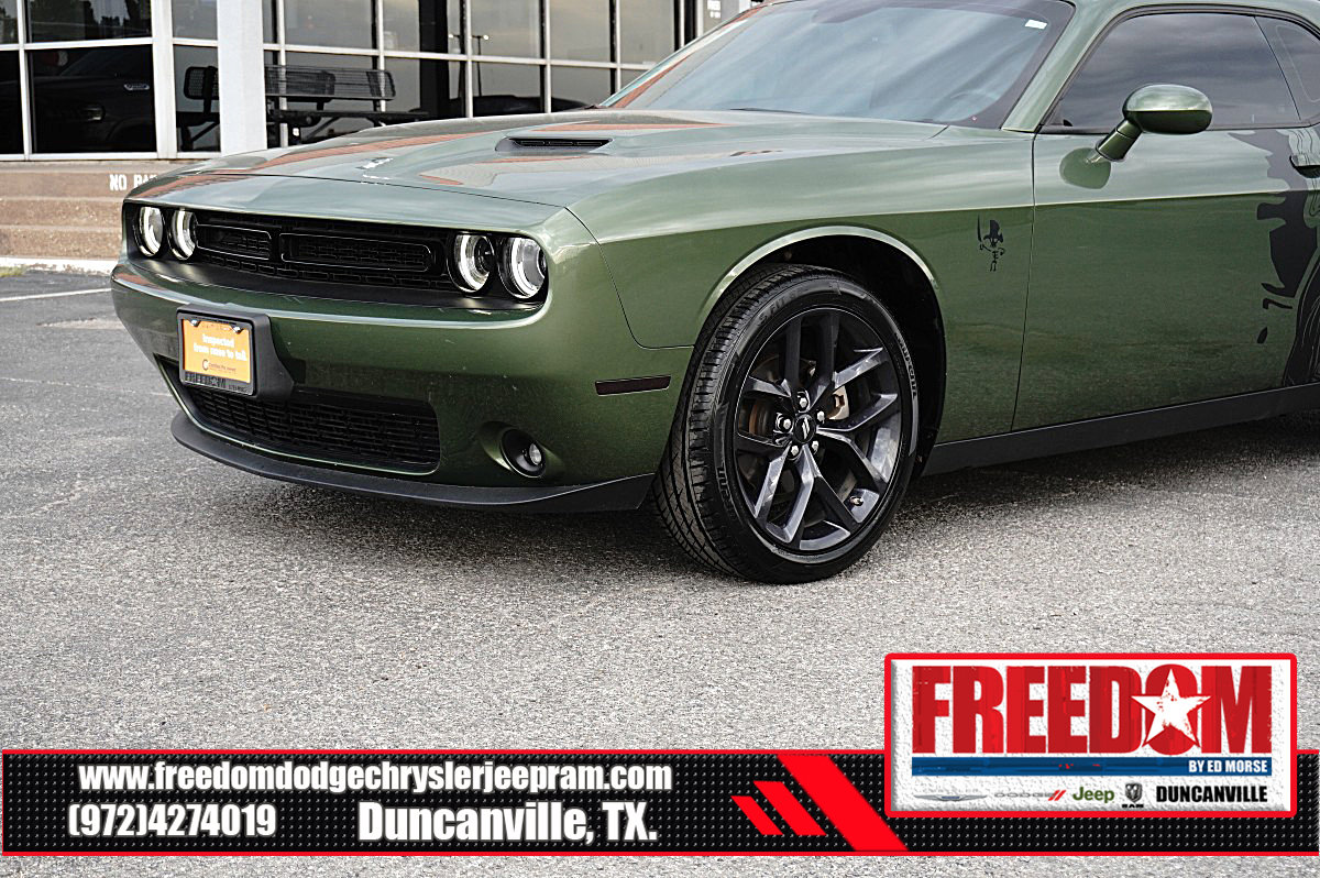 Certified 2023 Dodge Challenger SXT w/ Blacktop Package RWD image 40