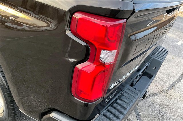 Used 2019 Chevrolet Silverado 1500 Custom image 24