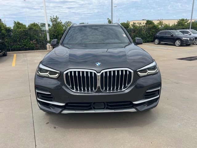 Used 2022 BMW X5 xDrive40i AWD/4WD image 2