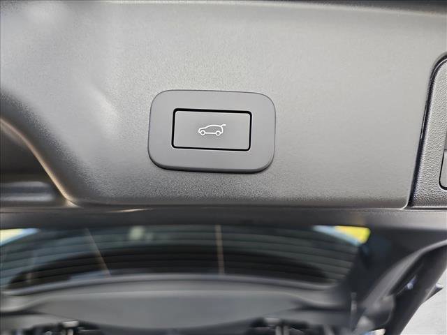 Certified 2025 Land Rover Range Rover Evoque Dynamic SE image 8