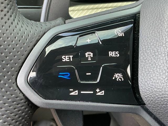 Used 2022 Volkswagen Golf R AWD/4WD image 29