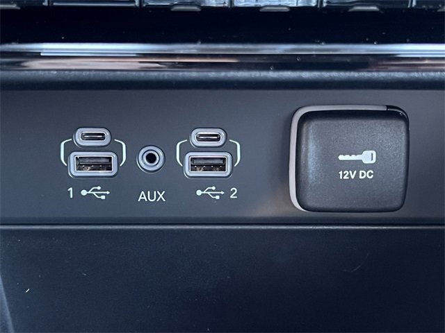 New 2025 Jeep Grand Cherokee Limited w/ Black Appearance Package image 29