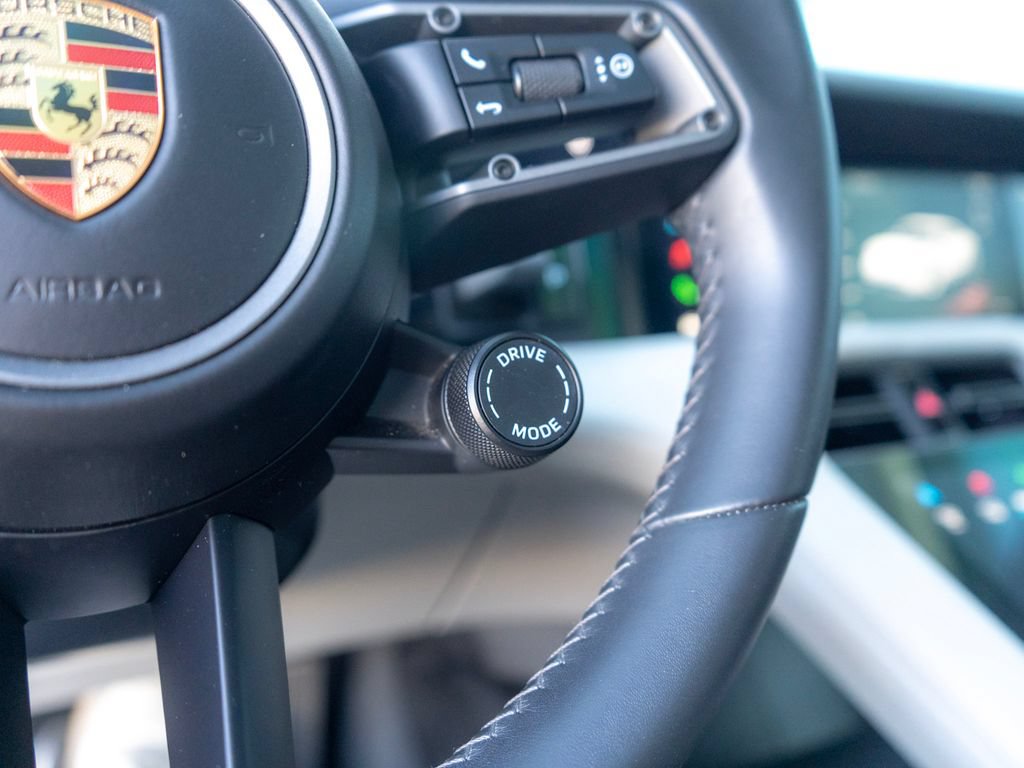 Used 2022 Porsche Taycan Turbo S AWD/4WD image 21
