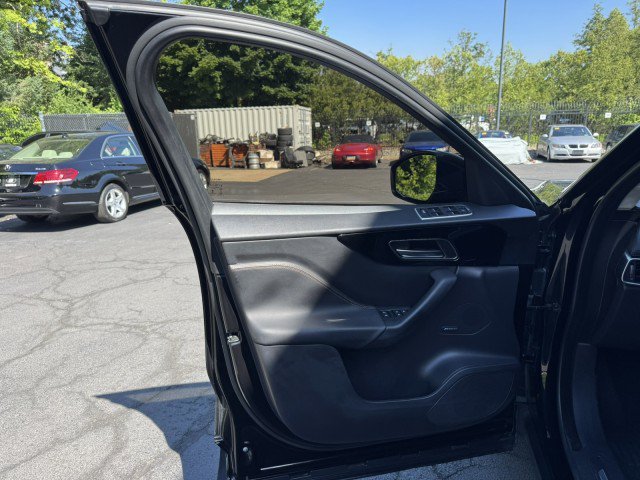 Used 2019 Jaguar F-PACE Prestige AWD/4WD image 19