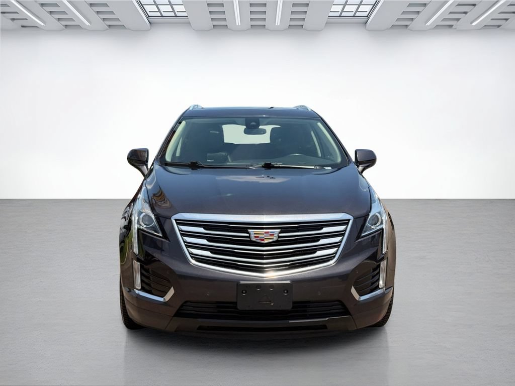 Used 2019 Cadillac XT5 Luxury FWD image 2