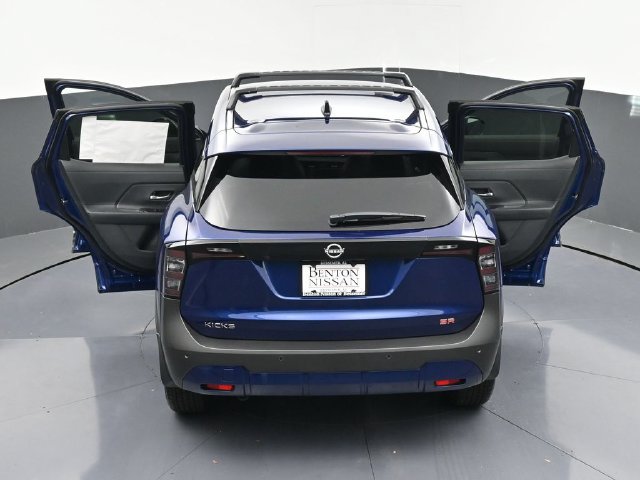 New 2026 Nissan Kicks SR FWD image 44