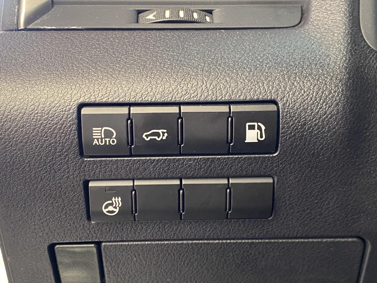 Used 2018 Lexus RX 450h AWD w/ Premium Package image 24